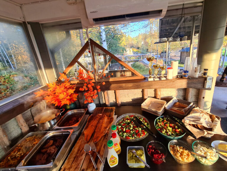 1-ruokamaailma-saunamaailma-ruokailu-palvelut